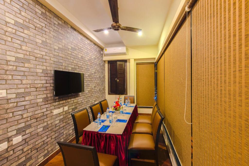 Casa Broadway-A Boutique Hotel Kalküta Dış mekan fotoğraf
