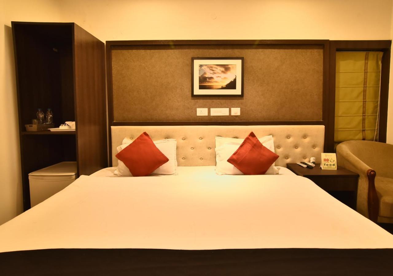 Casa Broadway-A Boutique Hotel Kalküta Dış mekan fotoğraf