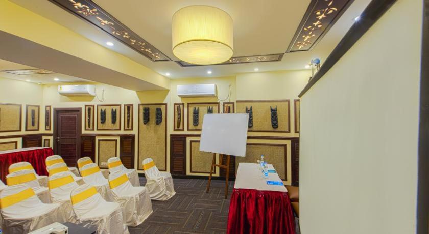 Casa Broadway-A Boutique Hotel Kalküta Dış mekan fotoğraf